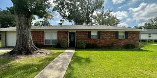 Beautiful Brick 3 Bedroom home off Hwy 22 near I-10 West in Sorrento, LA Gallery 1