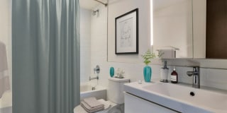 Summit at Wash Park Apartments Gallery 8