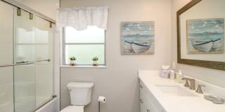 ** ROYAL HARBOR 2/2 REMODELED TOP TO BOTTON BEAUTY READY FOR SEASON ** BRING YOUR OWN BOAT ** GULF OF MEXICO ACCESS ** Gallery 36