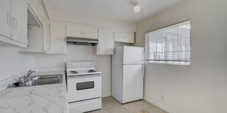 Bright & Spacious 2-Bedroom in the Heart of Las Vegas! Gallery 6