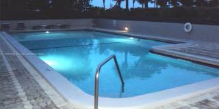 8877 Collins Ave Gallery 24