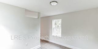 710 1/2 Cypress Ave Gallery 21