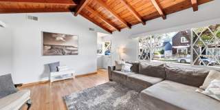Furnished Balboa Peninsula Point Cottage Home | Available November 1st – April 30th Furnished Balboa Peninsula Point Cottage Home | Available November 1st – April 30th Gallery 6