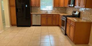 Beautiful Remodeled Home In Floral Park Neighborhood Gallery 13