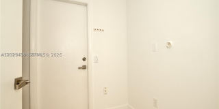 889 Sand Creek Cir Gallery 19