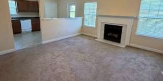 3 BR/2BA | Newly Renovated Single Family Home | Fenced backyard| Community pool! 3 BR/2BA | Newly Renovated Single Family Home | Fenced backyard| Community pool! Gallery 4