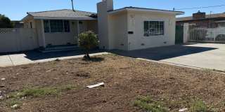 GOOD NEIGHBORHOOD WITH CLOSE PROXIMITY TO EVERYTHING /FREEWAY ACCESS!! Gallery 1