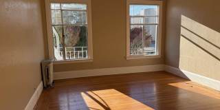 3033 Franklin Street Gallery 1