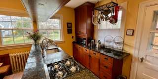 Beautifully Updated Furnished Home in Silver Spring Gallery 8
