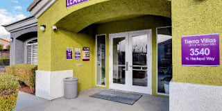 Tierra Villas at Lone Mountain Gallery 2