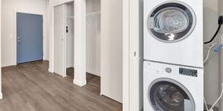 Luxurious Studios with Rooftop Deck and Secured Entry! Gallery 37