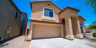 4 BEDROOM WITH POOL IN DYNAMITE RANCH Gallery 1