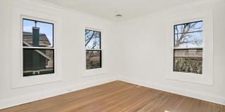 23 Lincoln Avenue Gallery 16