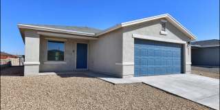 14557 Faxon Yucca Gallery 1