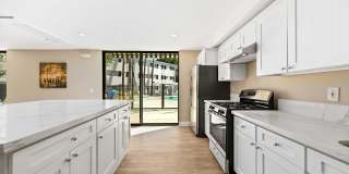 Summerview Beach Resort Luxury Apartments Gallery 16