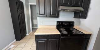 Near Eastside 3 Bedroom 2 Bath with Central air Gallery 18