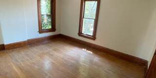 Large Brick 7 bedroom home Gallery 14