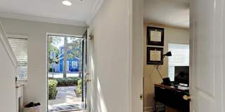 407 S OREGON Avenue Gallery 8