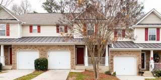 2 Bedroom 2 Bath Townhome with Unfinished Basement Gallery 1