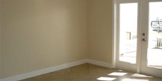 5248 BEACH Drive SE Gallery 23