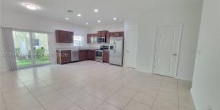 1107 NW 40th Ter Gallery 7