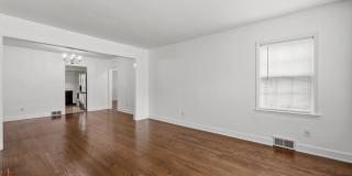 1911 Fontaine Road Gallery 3