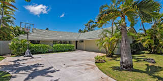 5 BR Executive Home with Pool in prestigious Kahala! Pet Friendly! Gallery 7