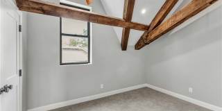 2130 W 42nd Street Gallery 27