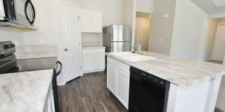 Immaculate Single-Level Home in Quiet Neighborhood Gallery 9