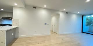 Reeves Place Gallery 53
