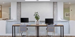 Bayside at Coronado Gallery 21