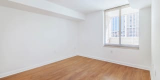 1800 Oak Apartments Gallery 96