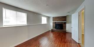 3025 Oneida Road Gallery 20