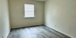 714 S River Street Gallery 8