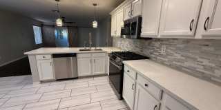 1945 E Aloe Place Gallery 6