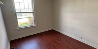 704 Davis St. Gallery 7