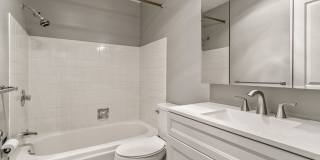 2 Bedroom 2 bath in the Heart of Ballard Gallery 22