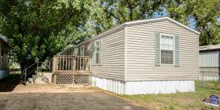 209 S Avenue B Gallery 1