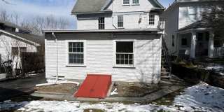 940 Woodlawn Street, 1st Floor Gallery 35