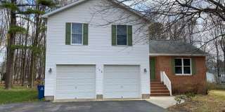 702 CLOVERFIELDS Drive Gallery 1
