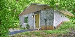 543 College Street Gallery 17