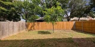 3/2/2 Duplex near Hwy 46 /Fridge Included / No Carpet / Fenced Backyard / CISD *2 weeks free rent* Gallery 30
