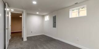 Lower unit Tacoma duplex Gallery 3