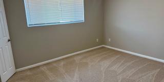 4 bedroom home with private pool & solar Gallery 17