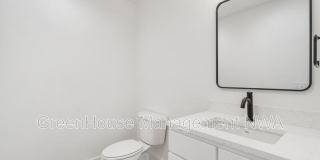 627 SW C Street Gallery 10