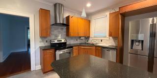 DOWNTOWN house with W/D avail NOW! Gallery 14