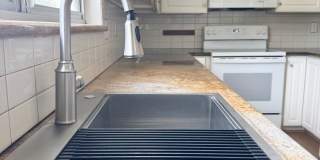 Castro Valley 2BD/1.5BA, 2 Story Duplex with Shared Garage Gallery 9