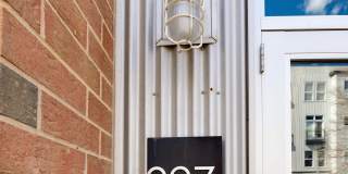 Cool and modern urban loft in Uptown Charlotte! Gallery 37