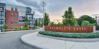 Windsor at Maxwell's Green Gallery 10