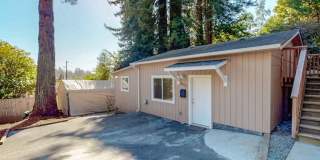 Arcata 1 Bedroom Retreat Gallery 1